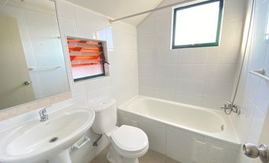Casa Remodelada  4D Sector Centro Nuevo