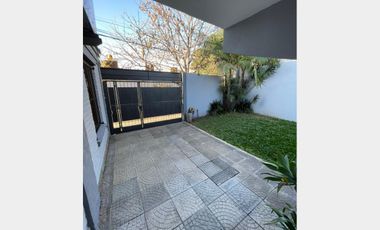 Casa  en Venta Ramos Mejia / La Matanza (A141 4064)