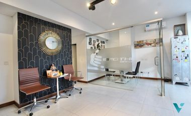 Oficina en  venta en Ituzaingó Norte edificio premium