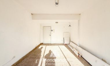 OFICINA SUPER LUMINOSA - ZONA CENTRO