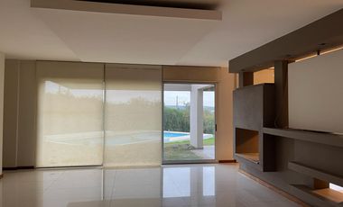 Casa en Alquiler Country 4 Hojas Mendiolaza