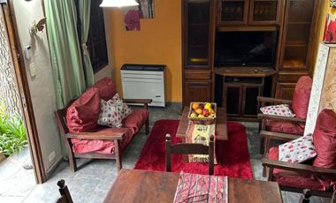 Casa en venta - 3 Dormitorios 2 Baños - Villa Gesell