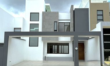 Amplia y cómoda casa en venta en fracc. La Finca