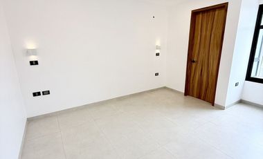 Amplia y cómoda casa en venta en fracc. La Finca