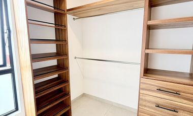 Amplia y cómoda casa en venta en fracc. La Finca