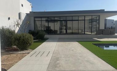 CASA RESIDENCIAL EN RENTA