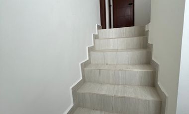 CASA RESIDENCIAL EN RENTA