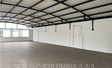 ARRIENDO LOCAL AV AMERICAS EN PUENTE ARANDA BOGOT PISO 3