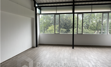 ARRIENDO LOCAL AV AMERICAS EN PUENTE ARANDA BOGOT PISO 3