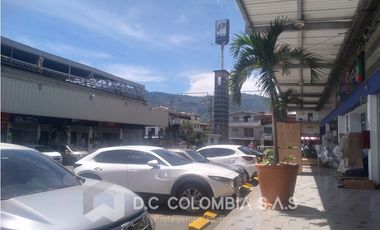 LOCAL EN VENTA O ARRIENDO EN CENTRO COMERCIAL PLATINO PLAZA EN ITAGÜ