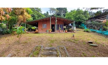 Venta Casa de Campo en Vereda Las Palmas, Oeste de Cali