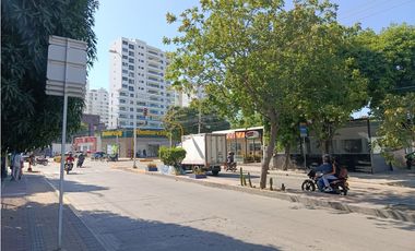 SE ARRIENDA LOCAL COMERCIAL FRENTE A LA AVENIDA DEL RIO, SANTA MARTA