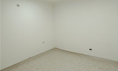 SE ARRIENDA LOCAL COMERCIAL FRENTE A LA AVENIDA DEL RIO, SANTA MARTA