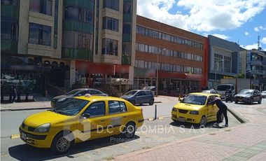 OFICINA PISO 2 EN VENTA O ARRIENDO EN SOGAMOSO - BOYAC