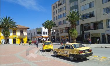 OFICINA PISO 2 EN VENTA O ARRIENDO EN SOGAMOSO - BOYAC