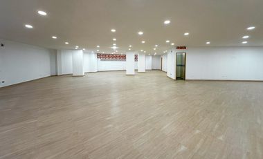 Amplio local en rionegro