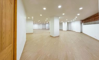 Amplio local en rionegro