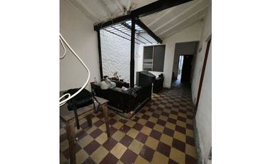 VENDO CASALOTE PARA INVERSIÓN EN SABANETA