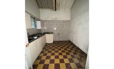 VENDO CASALOTE PARA INVERSIÓN EN SABANETA