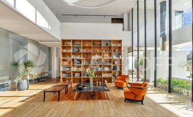 Casa en venta en Altos de Pilar. 10 ambientes. Lote 3100 m2