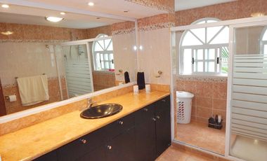 CASA EN VENTA en Campestre Churubusco, Coyoacán