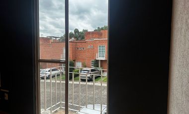 CASA EN VENTA EN BOSQUES DE PERINORTE