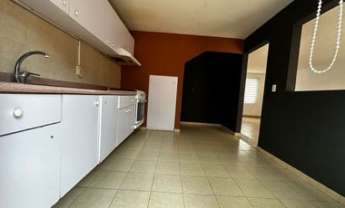 CASA EN VENTA EN BOSQUES DE PERINORTE