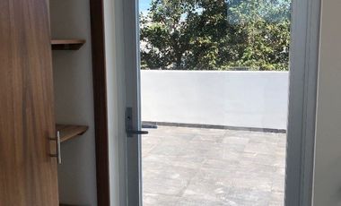 Residencia nueva en coto