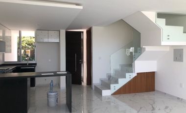 Residencia nueva en coto