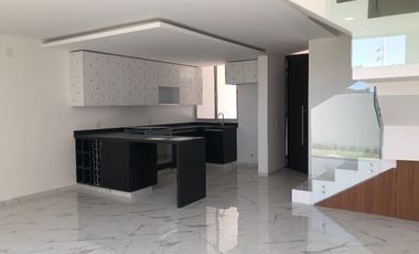 Residencia nueva en coto