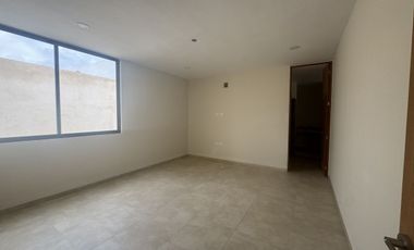 Casa de 4 recámaras en venta en Temozón norte