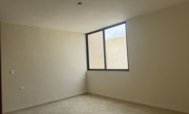 Casa de 4 recámaras en venta en Temozón norte