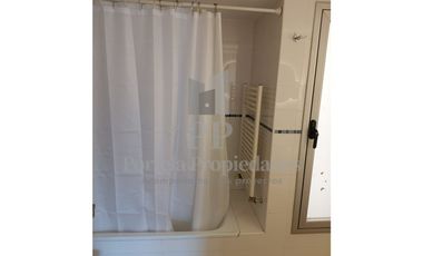 DEPARTAMENTO DE 5 AMBIENTES CON COCHERA CASTELAR CENTRO