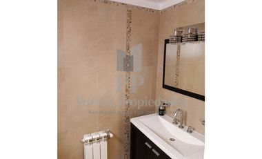 DEPARTAMENTO DE 5 AMBIENTES CON COCHERA CASTELAR CENTRO