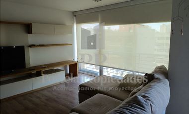 DEPARTAMENTO DE 5 AMBIENTES CON COCHERA CASTELAR CENTRO