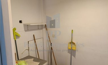 DEPARTAMENTO DE 5 AMBIENTES CON COCHERA CASTELAR CENTRO
