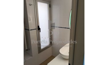 DEPARTAMENTO DE 5 AMBIENTES CON COCHERA CASTELAR CENTRO