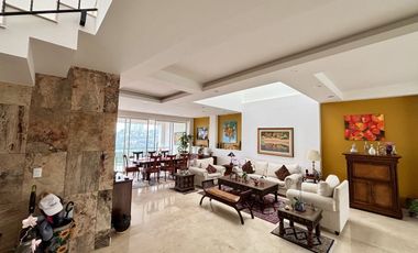 ESPECTACULAR CASA EN VENTA EN BOSQUE REAL