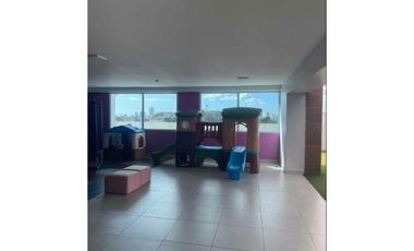 Alquiler de Apartamento en Ph Country Heights, Condado del Rey