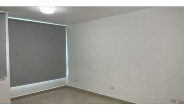 Alquiler de Apartamento en Ph Country Heights, Condado del Rey