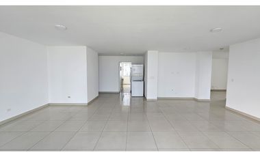 SE ALQUILA APARTAMENTO PH SEVILLA COSTA DEL ESTE