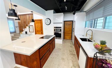 Alquiler de casa amoblada en Altos de Curundú, Ciudad de Panamá