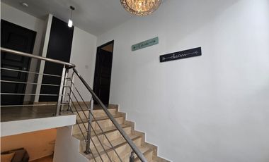 BRISAS DEL GOLF / PH EVEREST / 207M / 3 HABITACION / AMOBLADO / DUPLEX