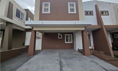 BRISAS DEL GOLF / PH EVEREST / 207M / 3 HABITACION / AMOBLADO / DUPLEX