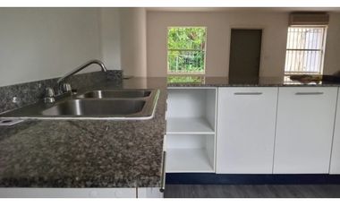 CLAYTON / 117M / 2 HABITACION / 2 NIVEL / 2 PARKING / TERRAZA / VACIO