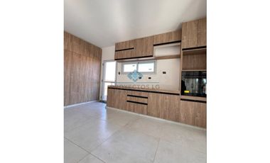 VENTA | CASA A ESTRENAR 3 DORM+PILETA  | SOLARES DE SINSACATE