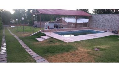 Vendemos Casa-Cabaña con Pileta, lote 1.352 m2 El Carrizal, Mendoza