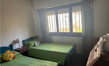 Casa con depto en Santa Clara