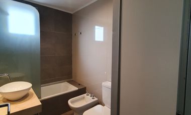 Departamento en alquiler de 1 dormitorio c/ cochera en Microcentro
