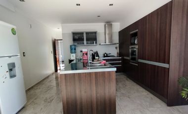 Casa en venta de 3 dormitorios c/ cochera en San Rafael